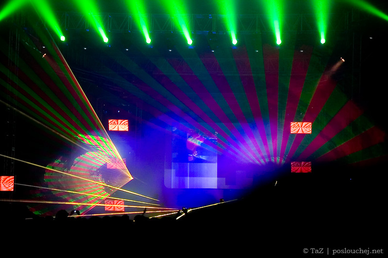 ELECTRONIC CONNECTION - Pátek 2. 5. 2008