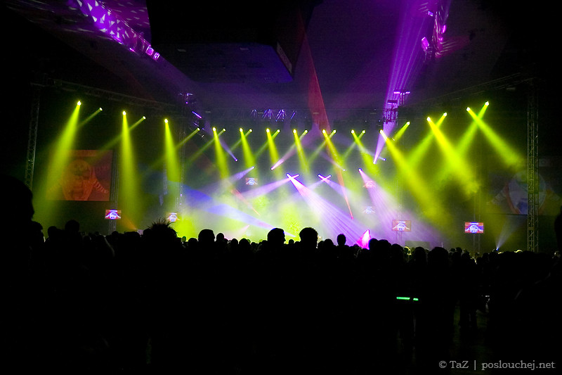 ELECTRONIC CONNECTION - Pátek 2. 5. 2008