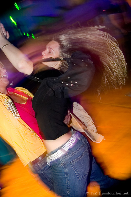 ELECTRONIC CONNECTION - Pátek 2. 5. 2008