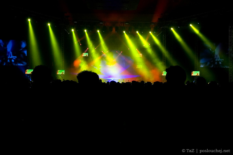 ELECTRONIC CONNECTION - Pátek 2. 5. 2008