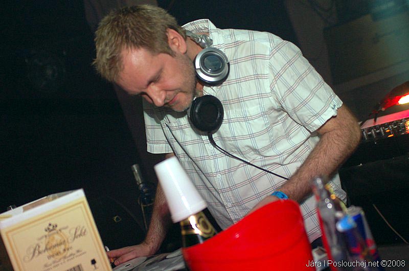 HUMAN TRAFFIX - DJ LOUTKA 41 - Pátek 9. 5. 2008