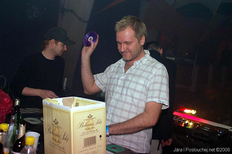 HUMAN TRAFFIX - DJ LOUTKA 41 - Pátek 9. 5. 2008