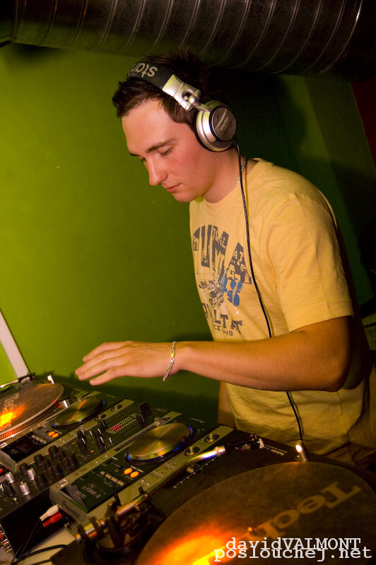 CREAMFIELDS WARM-UP - Pátek 16. 5. 2008
