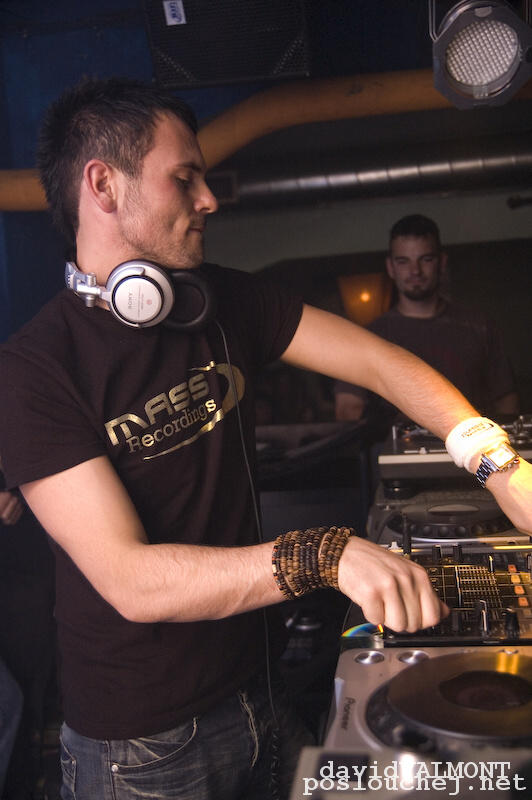 CREAMFIELDS WARM-UP - Pátek 16. 5. 2008