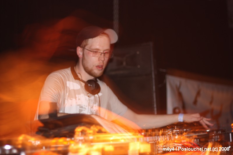 TAKE CONTROL - Pátek 23. 5. 2008