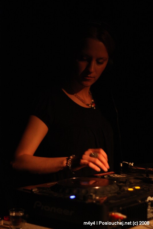 TAKE CONTROL - Pátek 23. 5. 2008