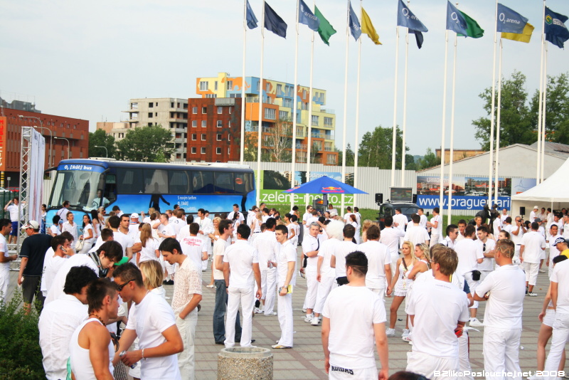 SENSATION WHITE - Sobota 31. 5. 2008