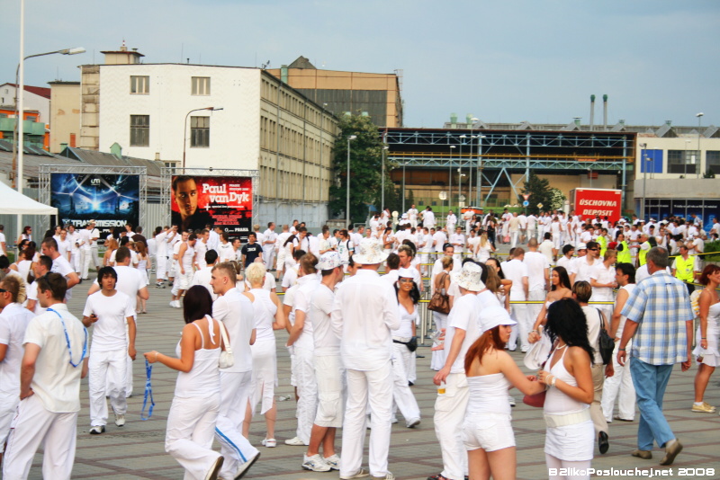 SENSATION WHITE - Sobota 31. 5. 2008