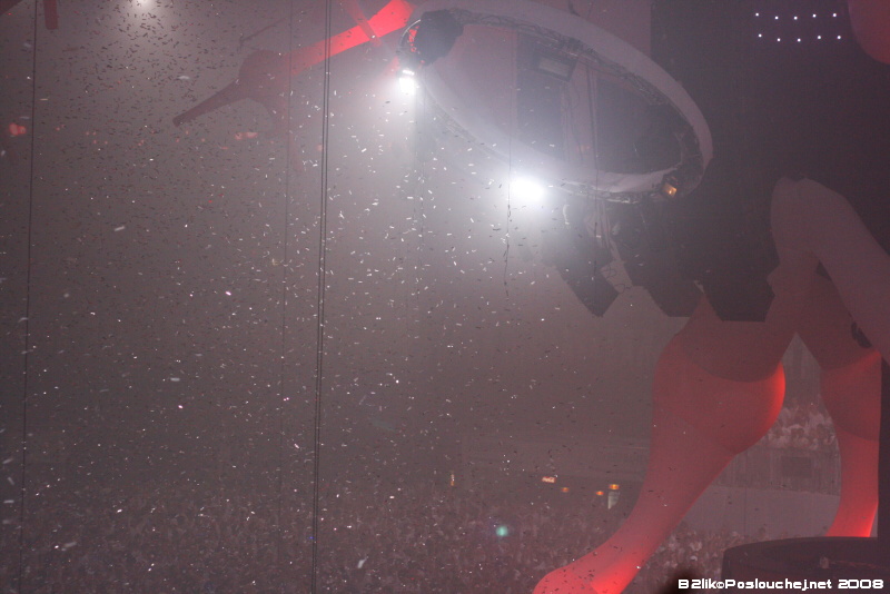 SENSATION WHITE - Sobota 31. 5. 2008