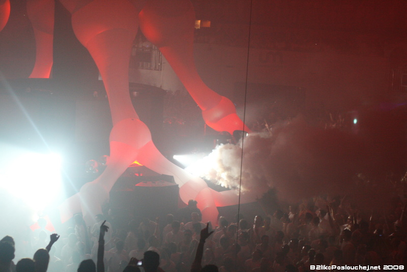 SENSATION WHITE - Sobota 31. 5. 2008
