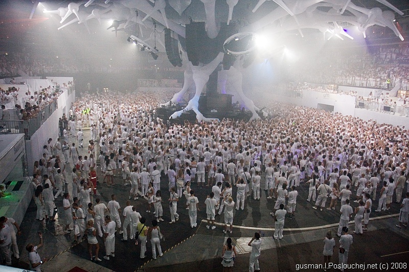 SENSATION WHITE - Sobota 31. 5. 2008