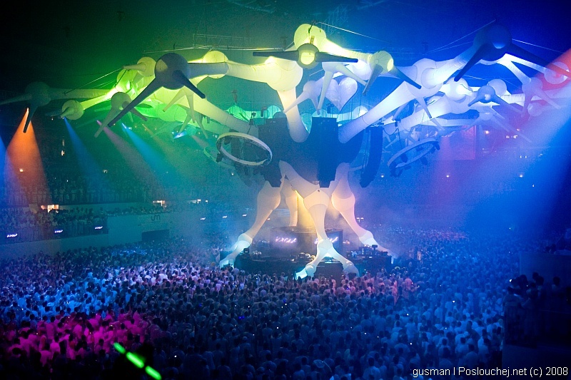 SENSATION WHITE - Sobota 31. 5. 2008