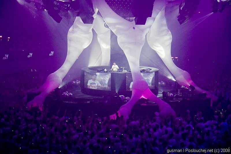 SENSATION WHITE - Sobota 31. 5. 2008