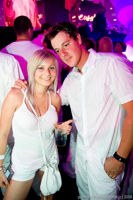 SENSATION WHITE - Sobota 31. 5. 2008