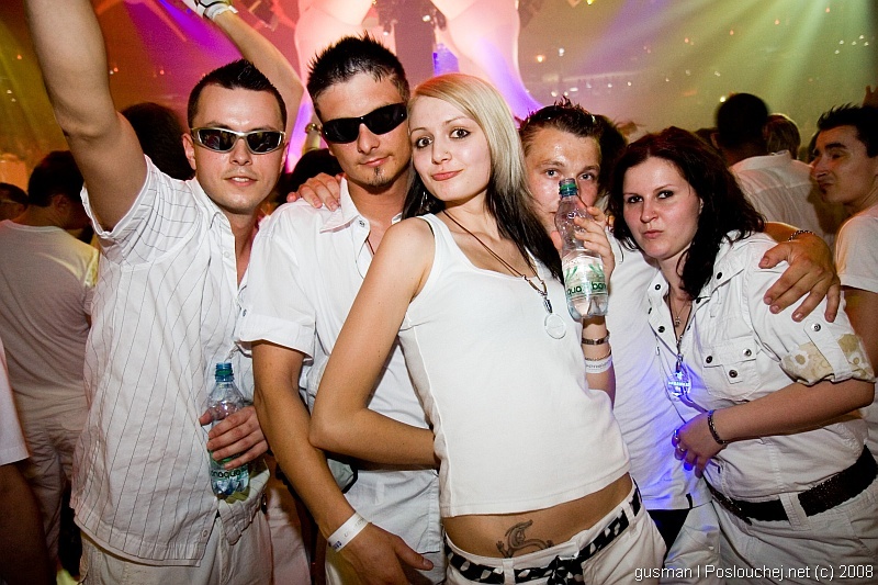 SENSATION WHITE - Sobota 31. 5. 2008