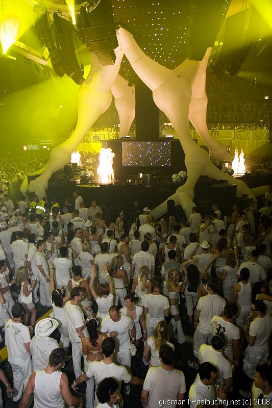 SENSATION WHITE - Sobota 31. 5. 2008
