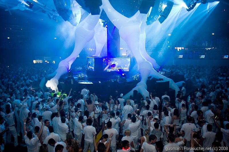 SENSATION WHITE - Sobota 31. 5. 2008