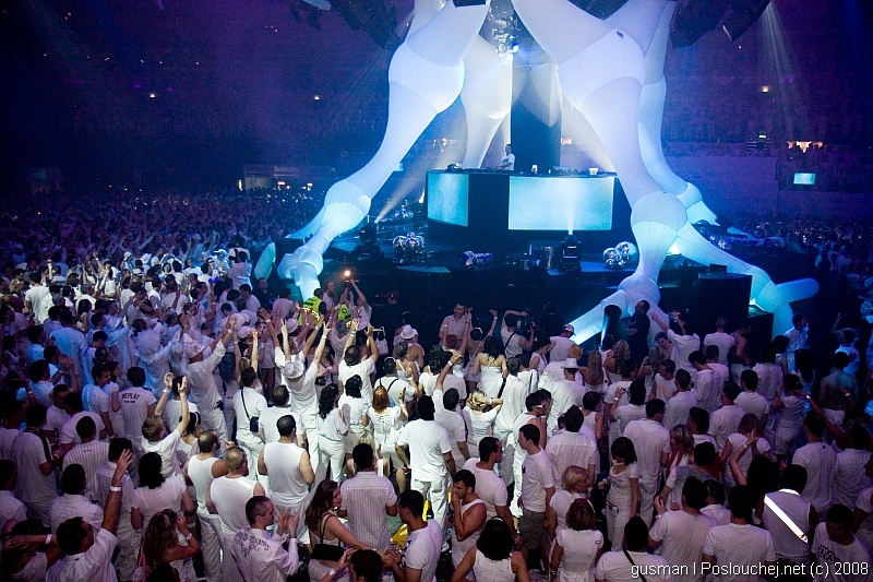 SENSATION WHITE - Sobota 31. 5. 2008