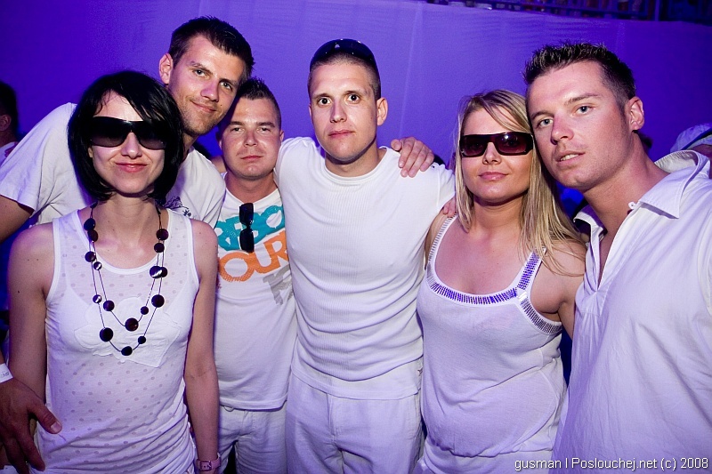 SENSATION WHITE - Sobota 31. 5. 2008