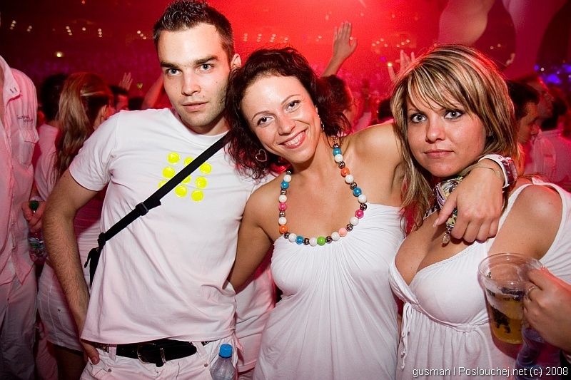 SENSATION WHITE - Sobota 31. 5. 2008