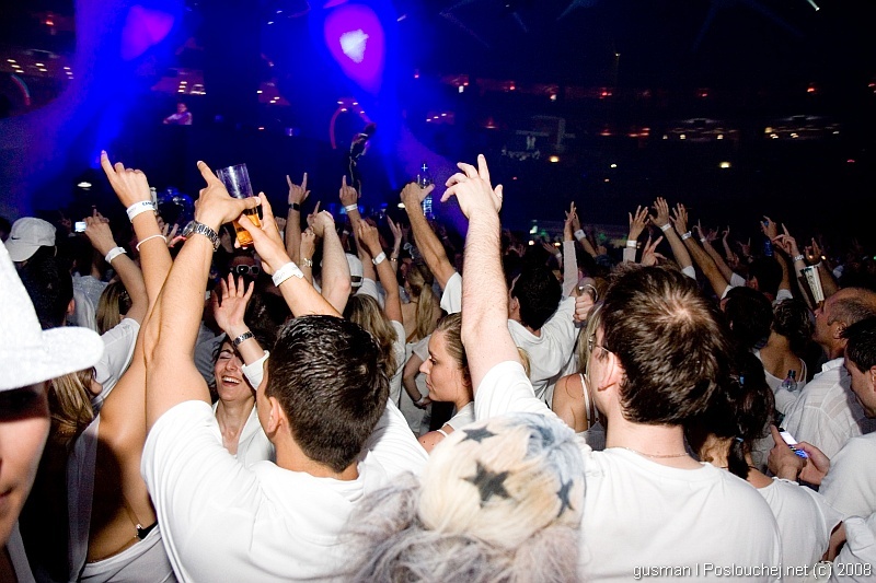 SENSATION WHITE - Sobota 31. 5. 2008