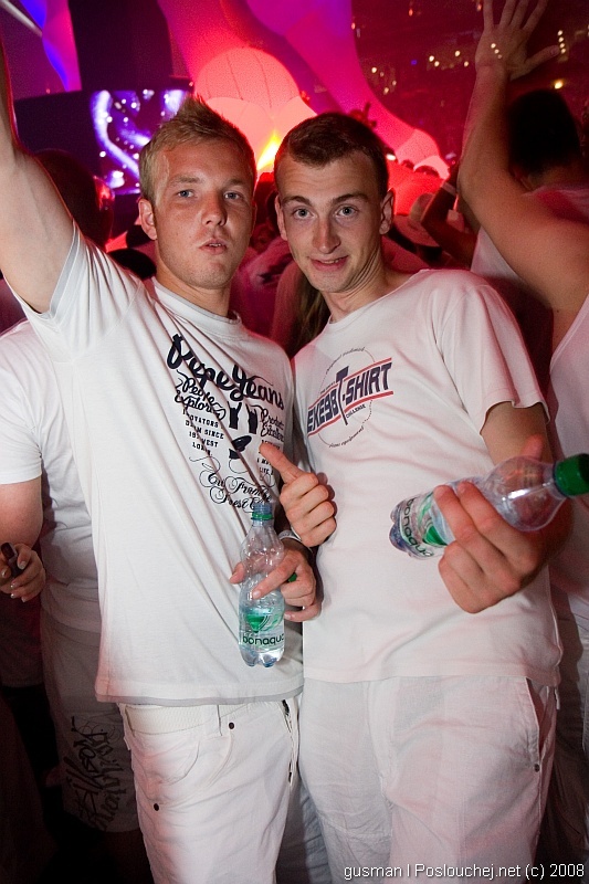 SENSATION WHITE - Sobota 31. 5. 2008