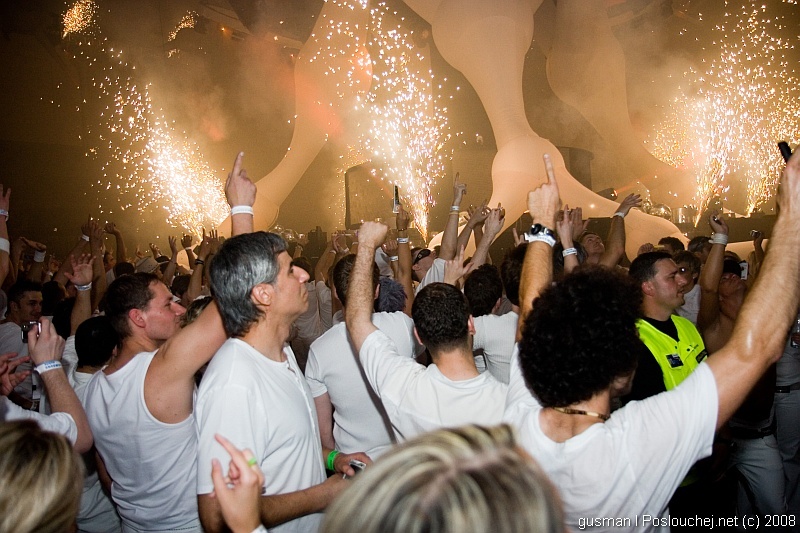SENSATION WHITE - Sobota 31. 5. 2008