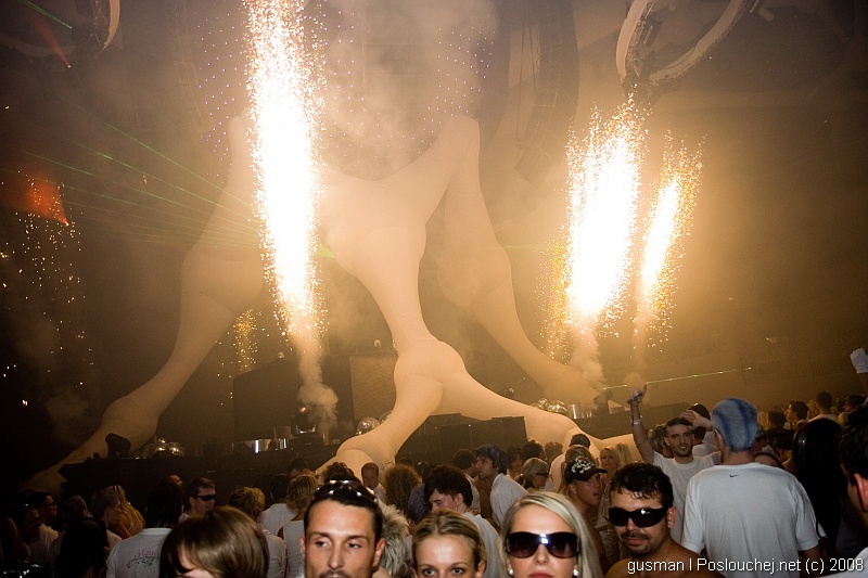 SENSATION WHITE - Sobota 31. 5. 2008