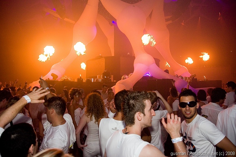 SENSATION WHITE - Sobota 31. 5. 2008