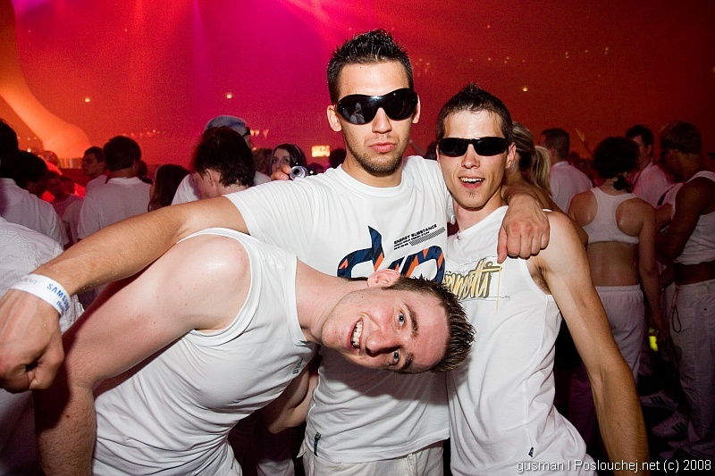 SENSATION WHITE - Sobota 31. 5. 2008