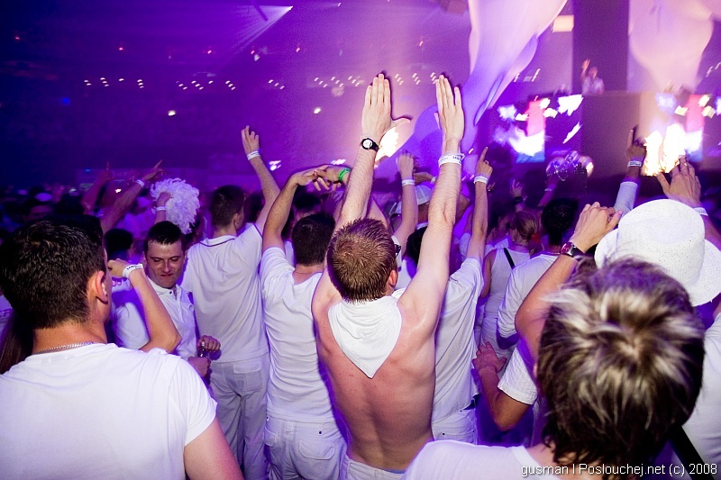 SENSATION WHITE - Sobota 31. 5. 2008