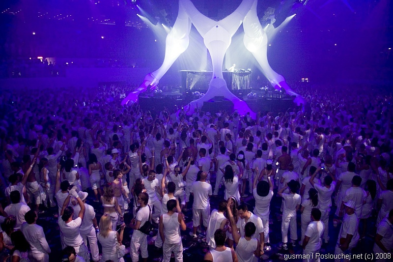 SENSATION WHITE - Sobota 31. 5. 2008
