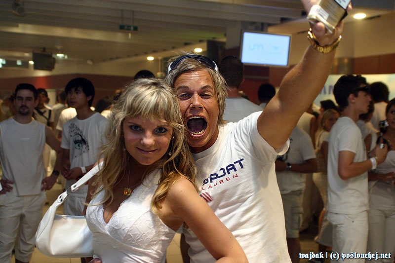 SENSATION WHITE - Sobota 31. 5. 2008
