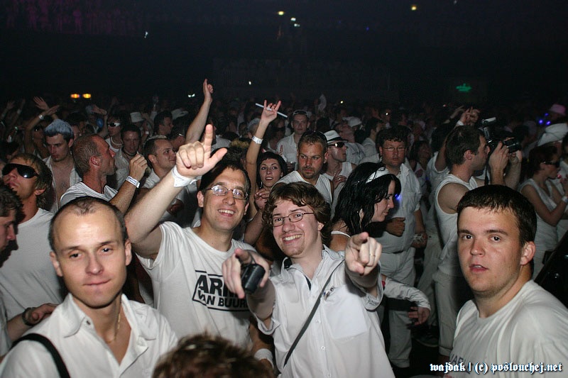 SENSATION WHITE - Sobota 31. 5. 2008
