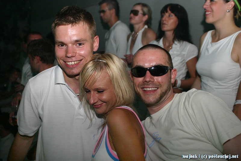 SENSATION WHITE - Sobota 31. 5. 2008
