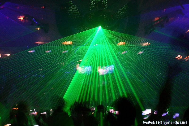 SENSATION WHITE - Sobota 31. 5. 2008