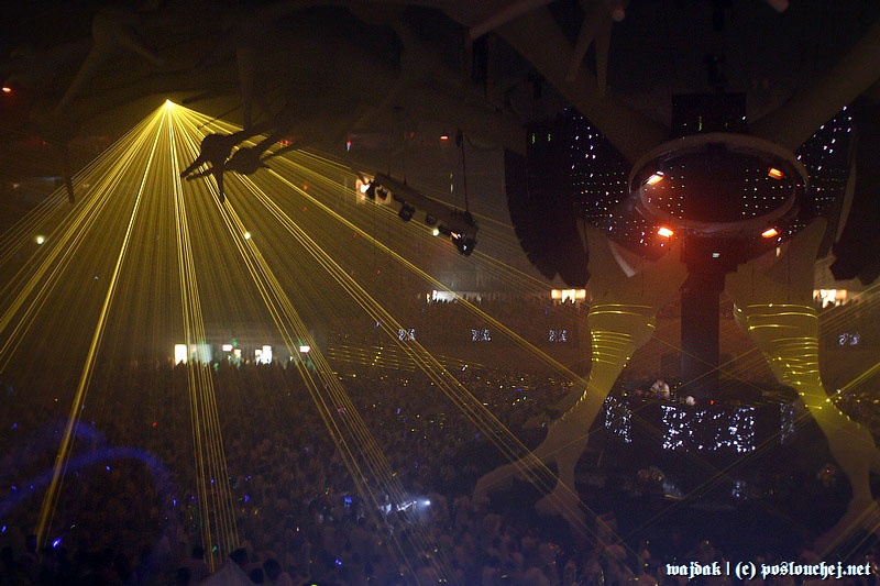 SENSATION WHITE - Sobota 31. 5. 2008
