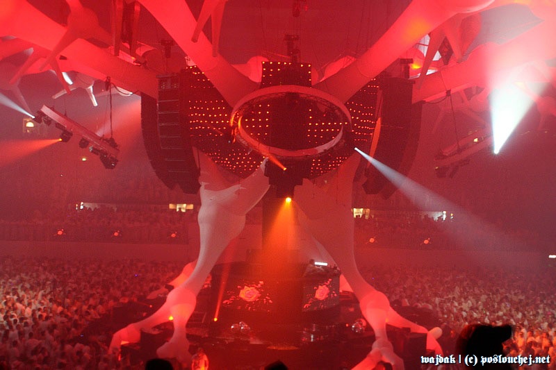SENSATION WHITE - Sobota 31. 5. 2008