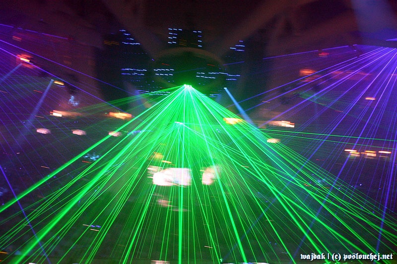 SENSATION WHITE - Sobota 31. 5. 2008