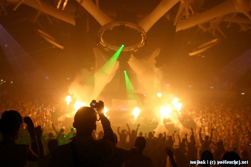 SENSATION WHITE - Sobota 31. 5. 2008