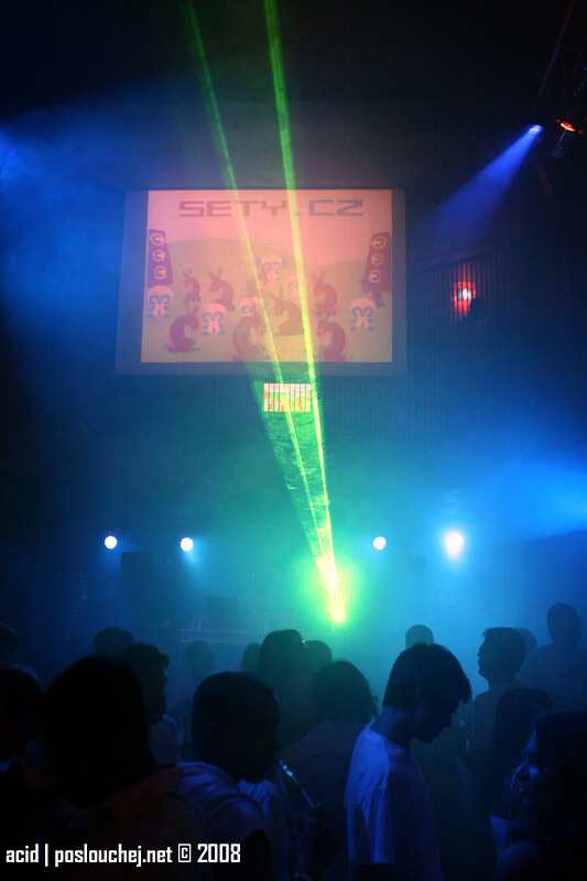 WHITE AFTERPARTY - Neděle 1. 6. 2008