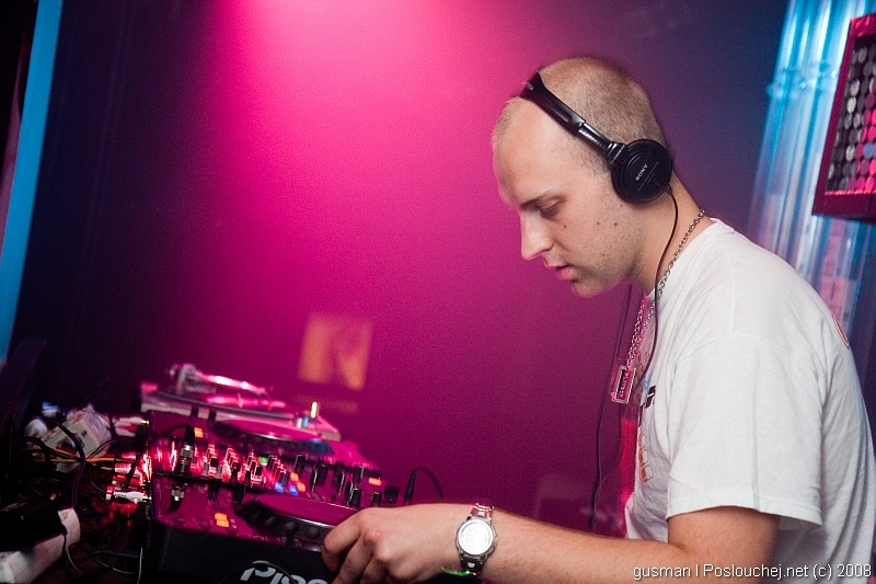 REHAB & AXE PRESENT DJ TOMCRAFT - Pátek 6. 6. 2008