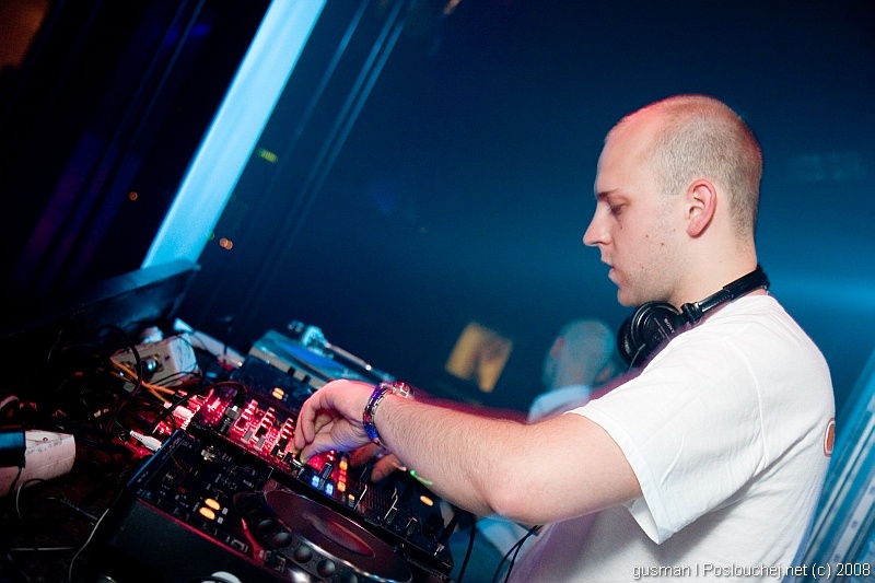 REHAB & AXE PRESENT DJ TOMCRAFT - Pátek 6. 6. 2008