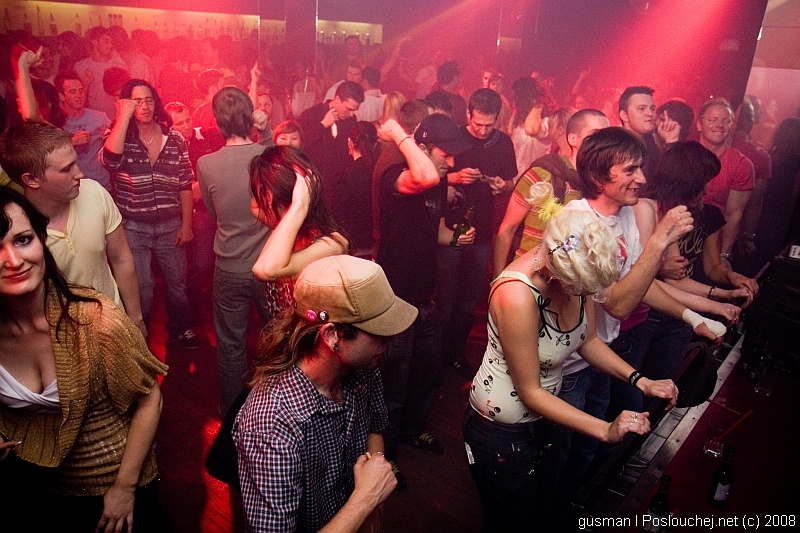 VIBE VS. SELECTRO – THE CLOSING PARTY - Pátek 13. 6. 2008