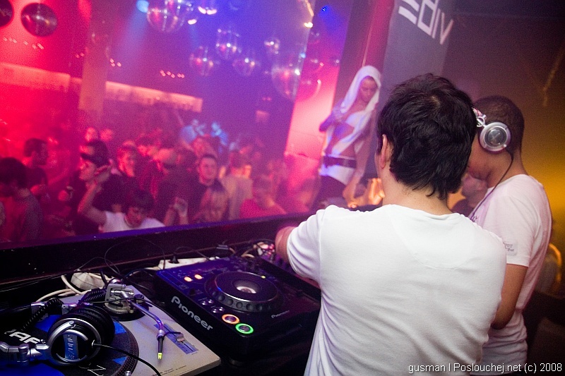 VIBE VS. SELECTRO – THE CLOSING PARTY - Pátek 13. 6. 2008