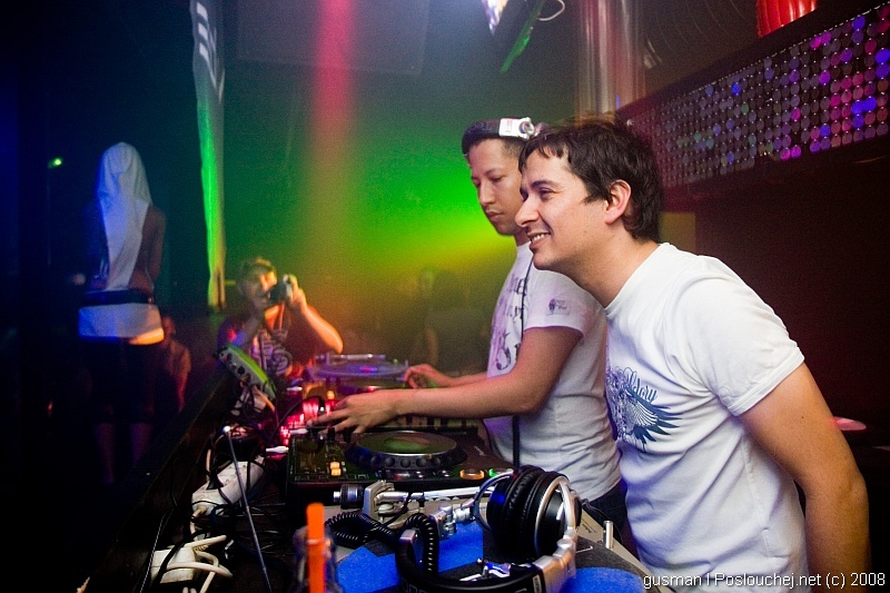 VIBE VS. SELECTRO – THE CLOSING PARTY - Pátek 13. 6. 2008