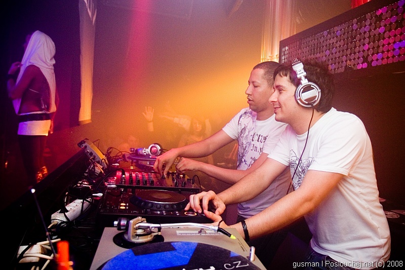 VIBE VS. SELECTRO – THE CLOSING PARTY - Pátek 13. 6. 2008