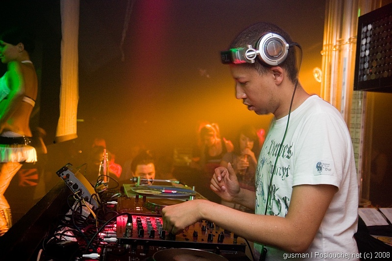 VIBE VS. SELECTRO – THE CLOSING PARTY - Pátek 13. 6. 2008