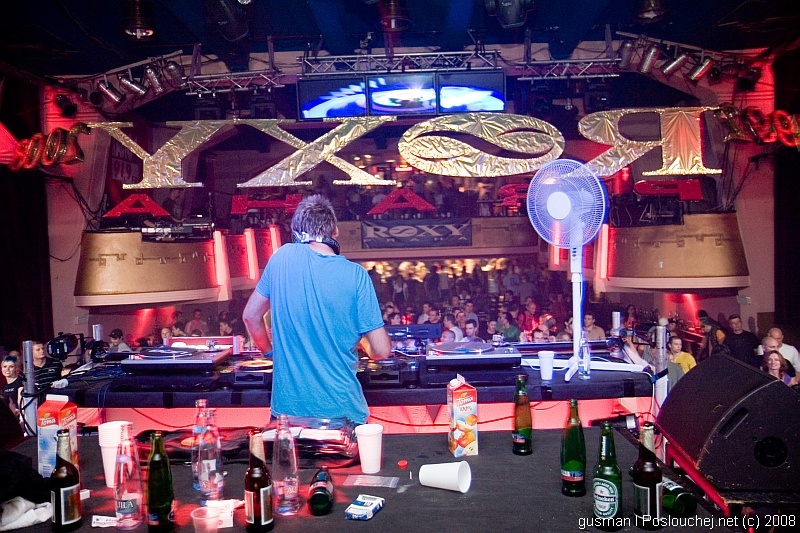 VIBE VS. SELECTRO – THE CLOSING PARTY - Pátek 13. 6. 2008