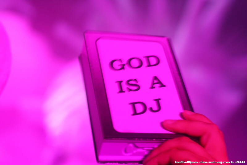 SENSATION WHITE (NL) - Sobota 5. 7. 2008
